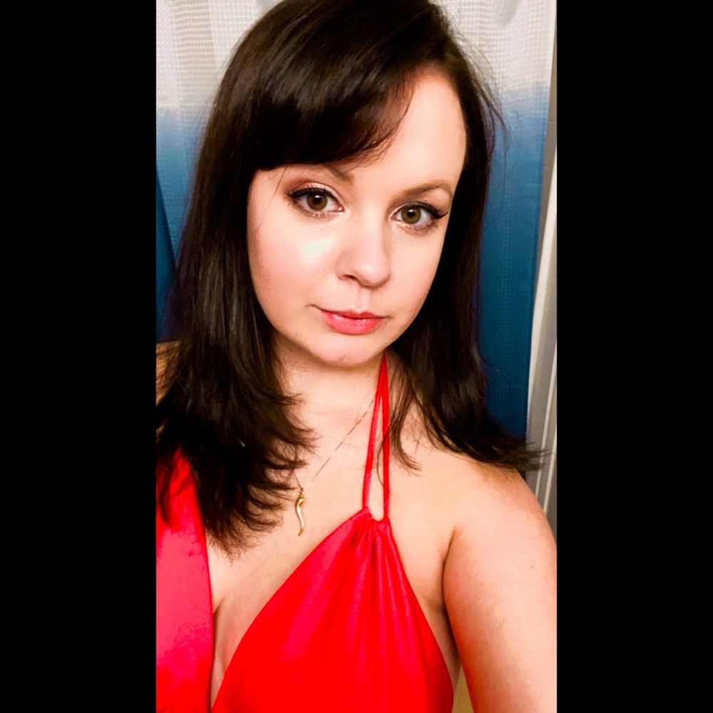 Meet your Posher, Desiree